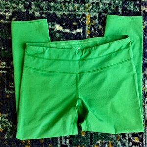 Athletes Crop Leggings Small